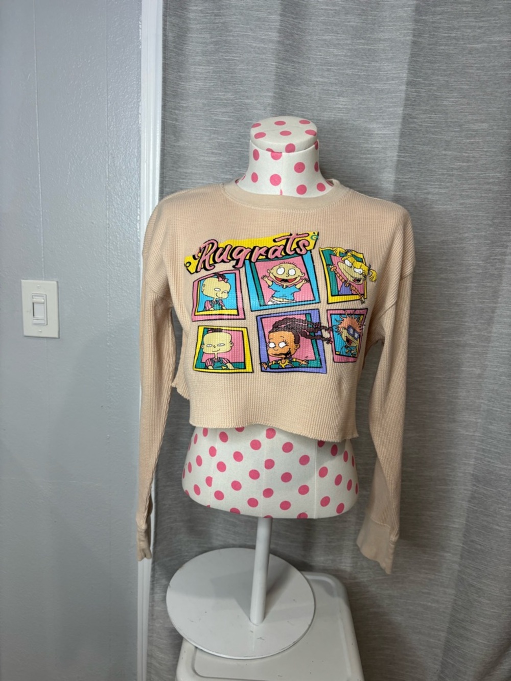 Nickelodeon Beige Rugrats Cropped Graphic Sweatshirt